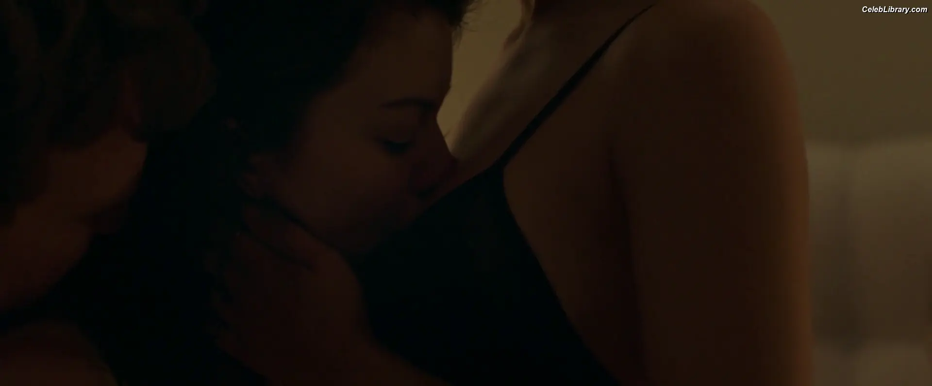 Nathalie Emmanuel photo 10 of 521