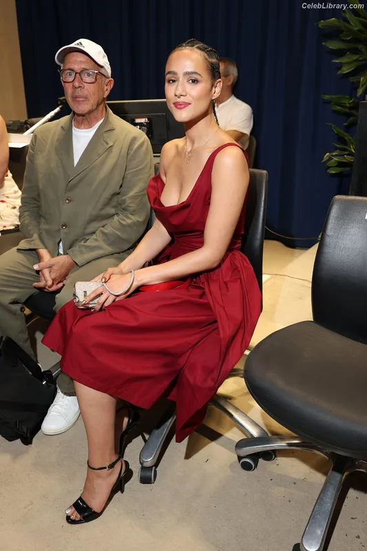 Nathalie Emmanuel photo 8 of 520
