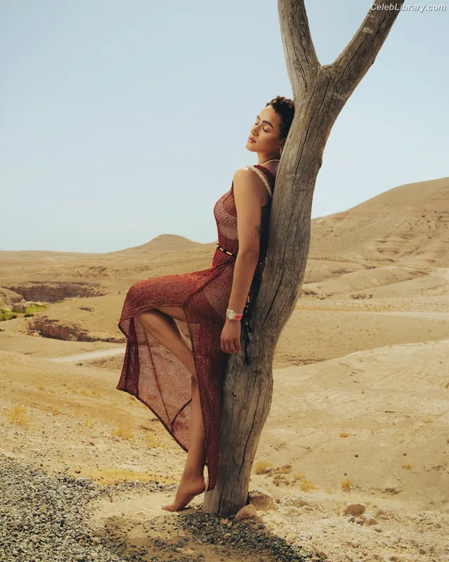 Nathalie Emmanuel photo 8 of 520