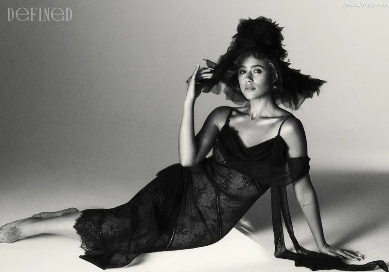 Nathalie Emmanuel photo 5 of 520