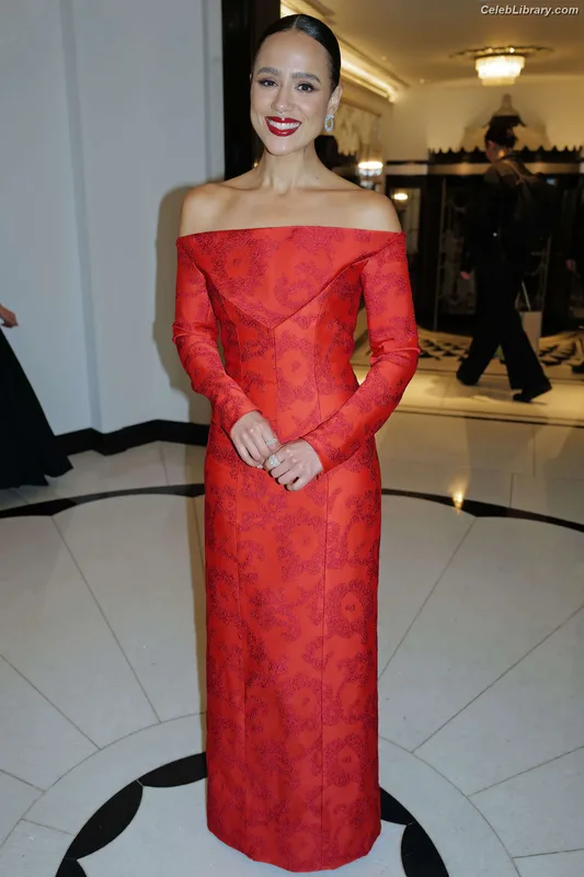 Nathalie Emmanuel photo 16 of 520