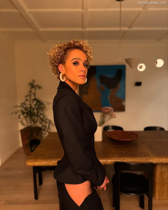 Nathalie Emmanuel photo 13 of 520