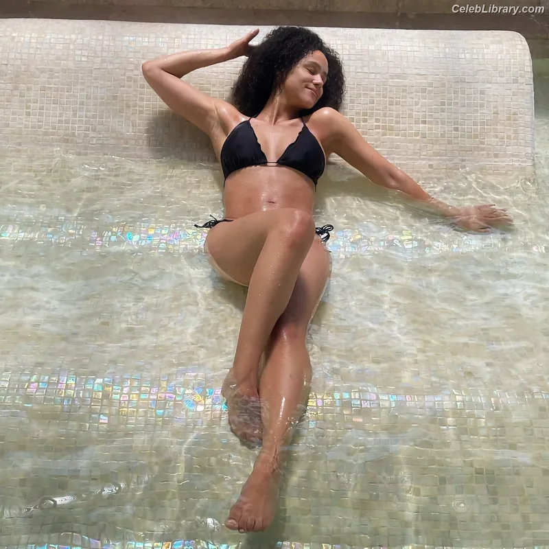 Nathalie Emmanuel photo 13 of 520