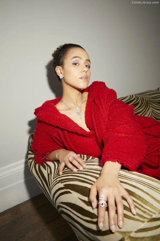 Nathalie Emmanuel photo 21 of 520