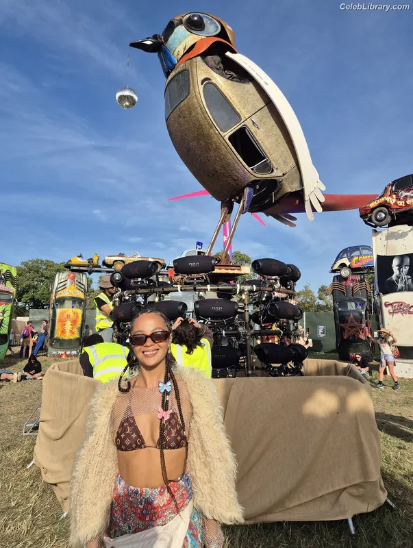 Nathalie Emmanuel photo 23 of 520