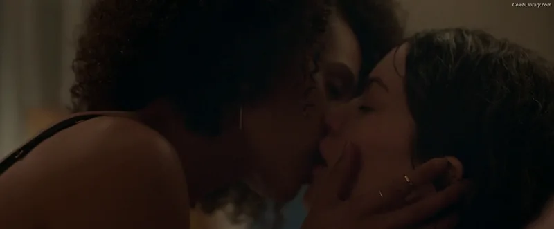 Nathalie Emmanuel photo 23 of 520