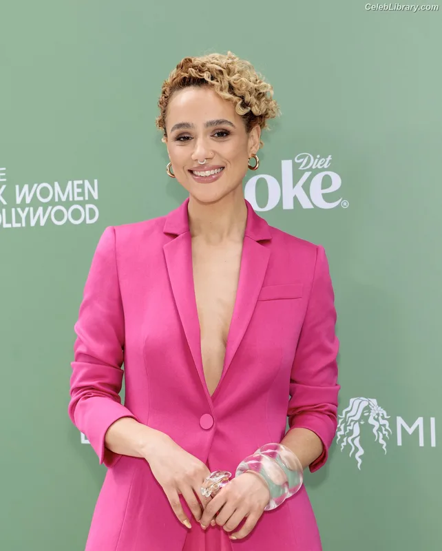 Nathalie Emmanuel photo 8 of 520