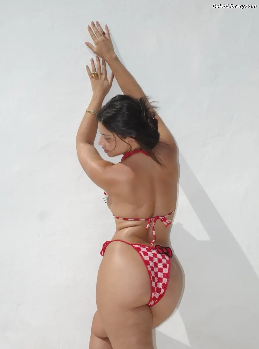 Nathy Peluso photo 4 of 314