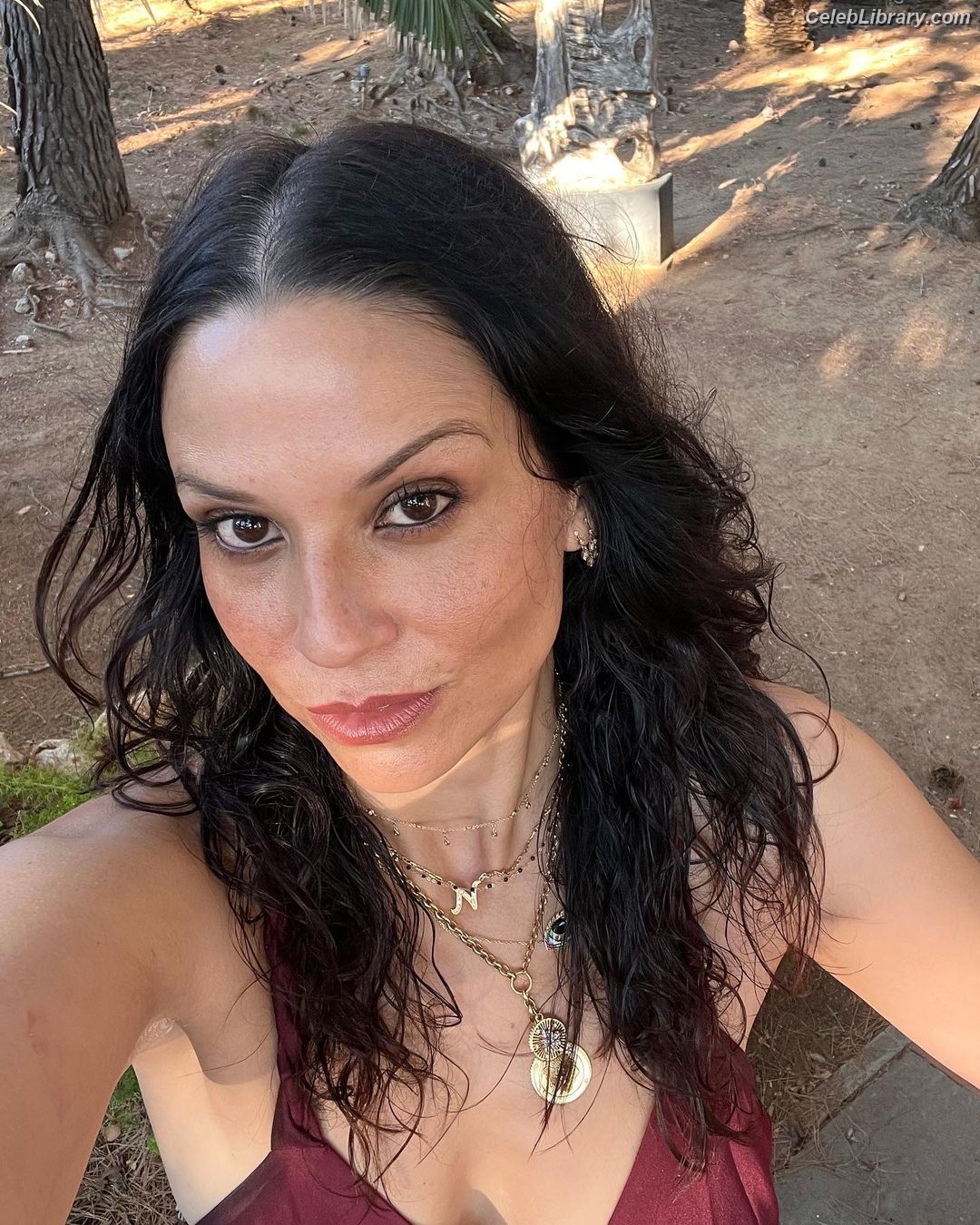 Navi Rawat photo 1 of 30