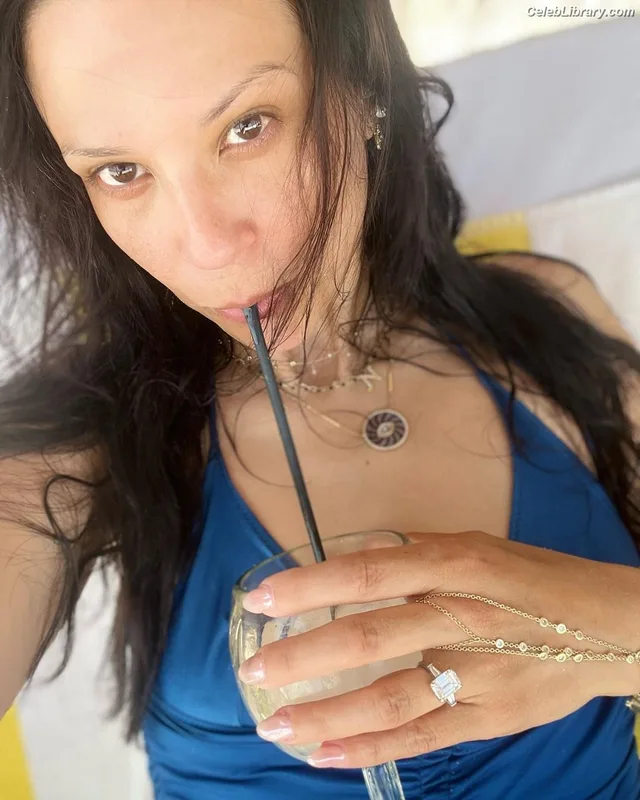 Navi Rawat photo 9 of 30