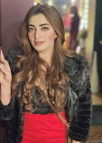 Nawal Saeed photo 2 of 3
