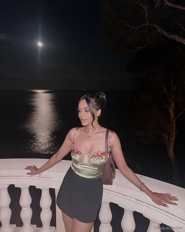 Neha Joy photo 18 of 96