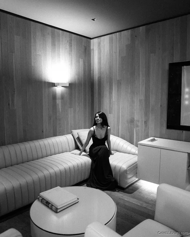 Neha Joy photo 6 of 96