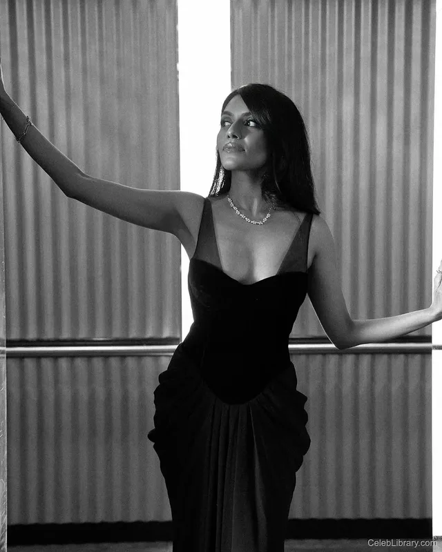 Neha Joy photo 7 of 96