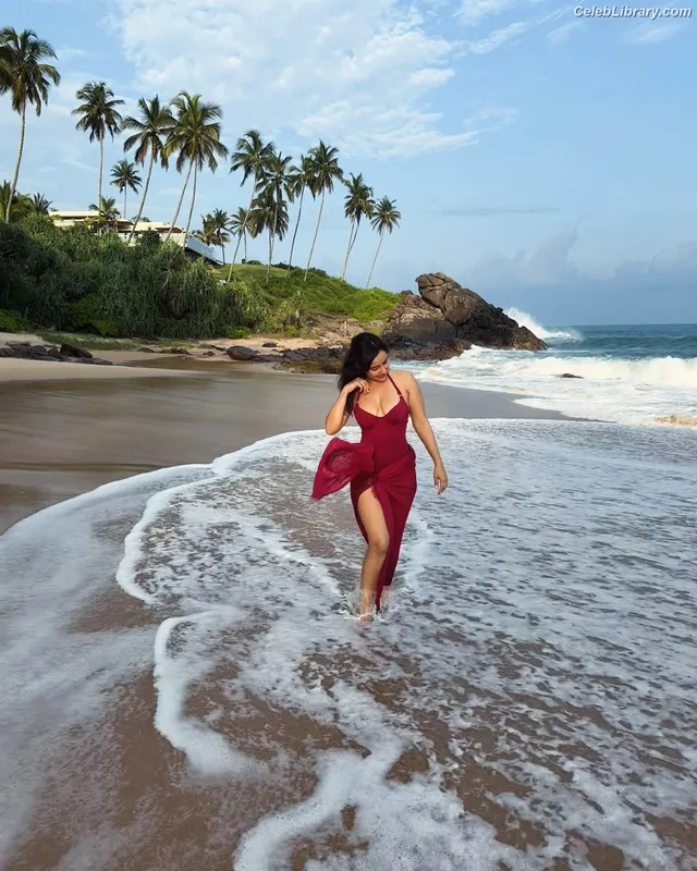 Neha Sharma photo 19 of 64