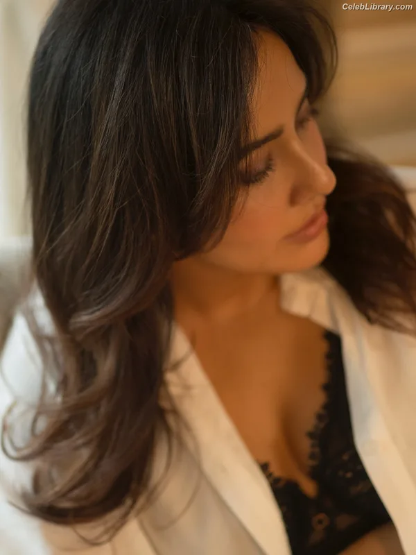 Neha Sharma photo 6 of 64