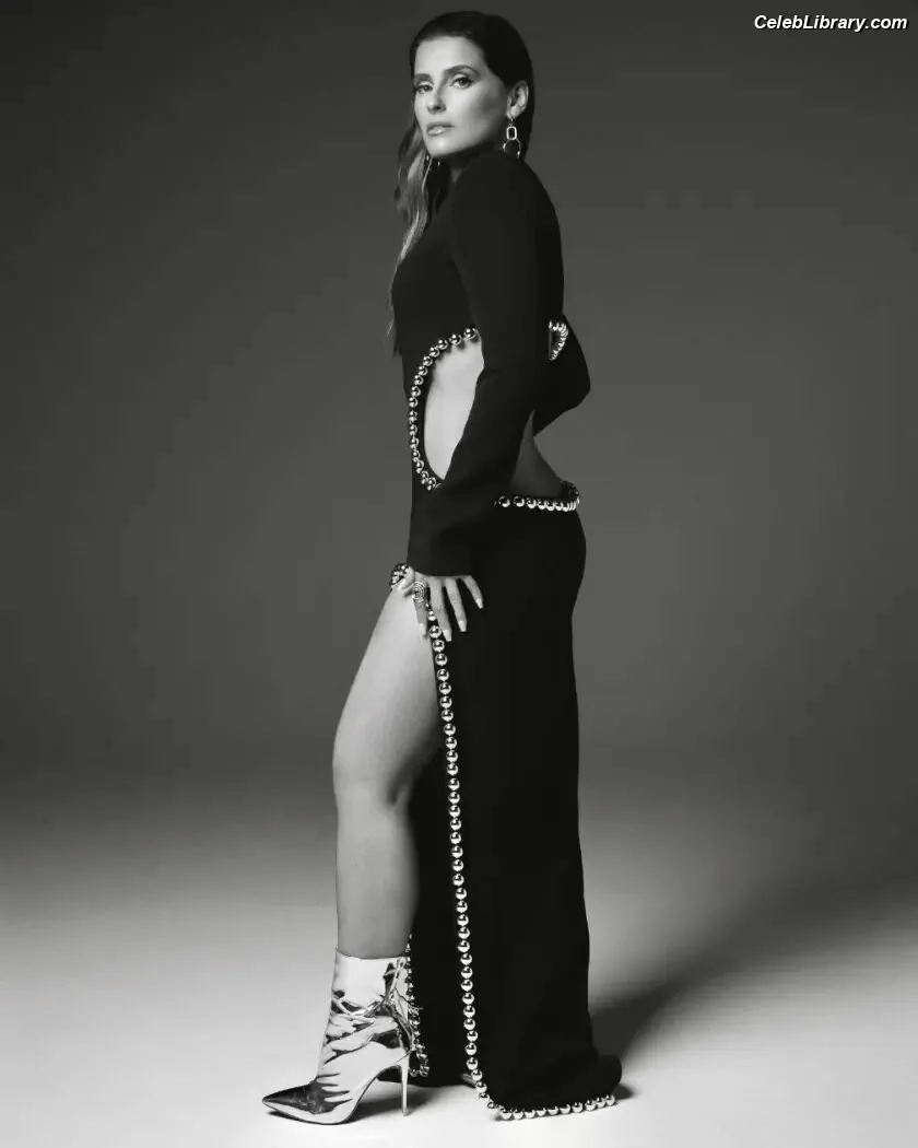 Nelly Furtado photo 10 of 157