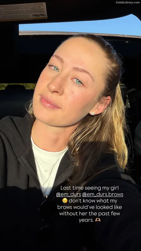 Nelly Korda photo 3 of 124