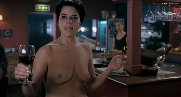 Neve Campbell photo 24 of 86