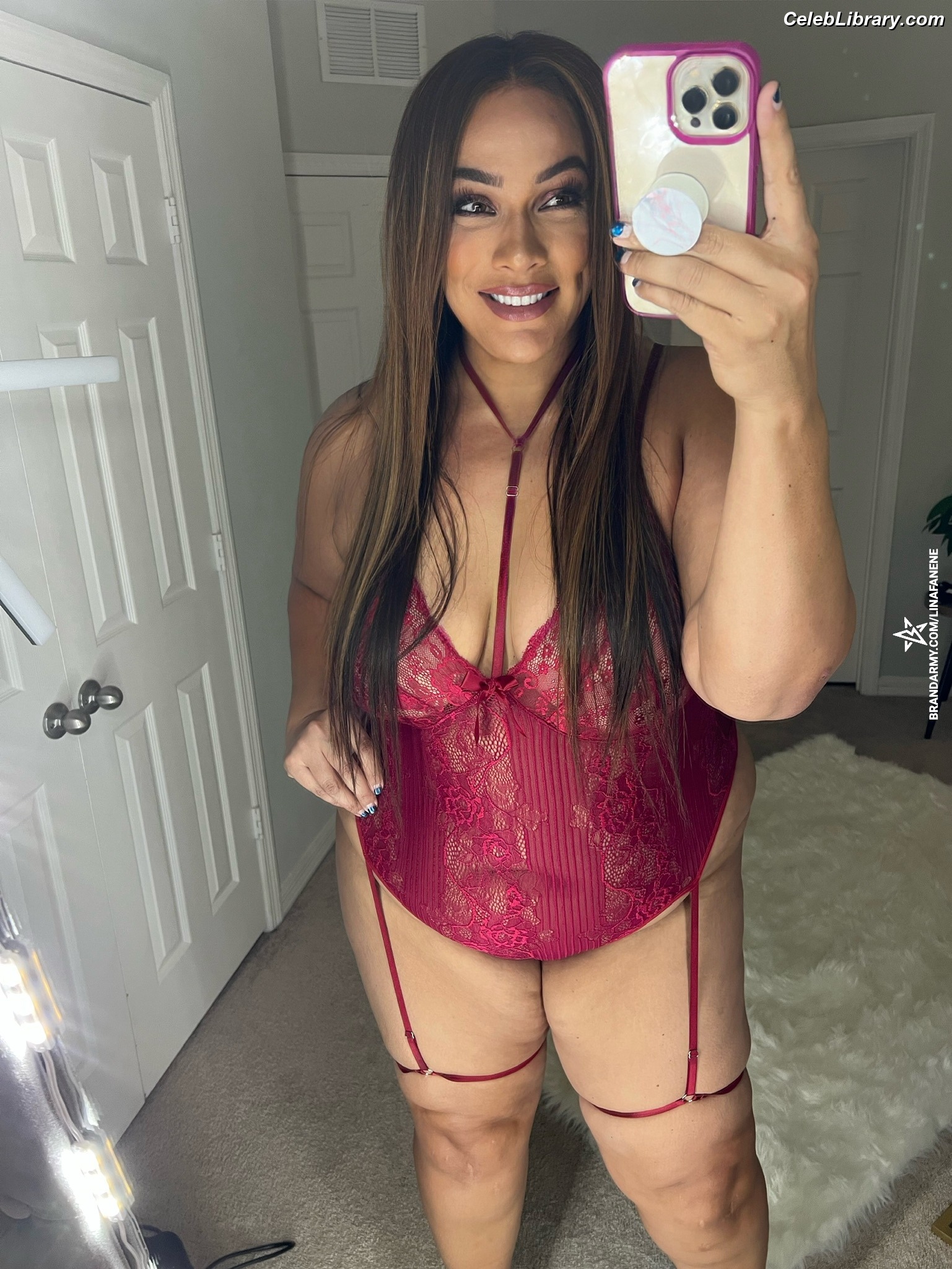Nia Jax photo 17 of 522