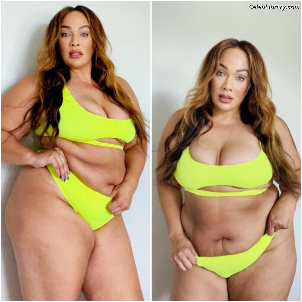 Nia Jax photo 9 of 522