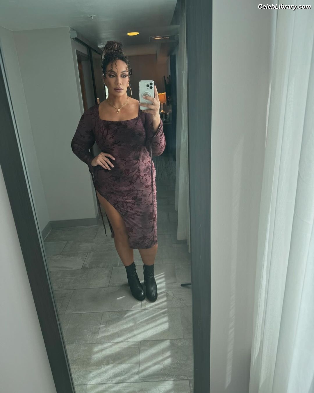 Nia Jax photo 24 of 522