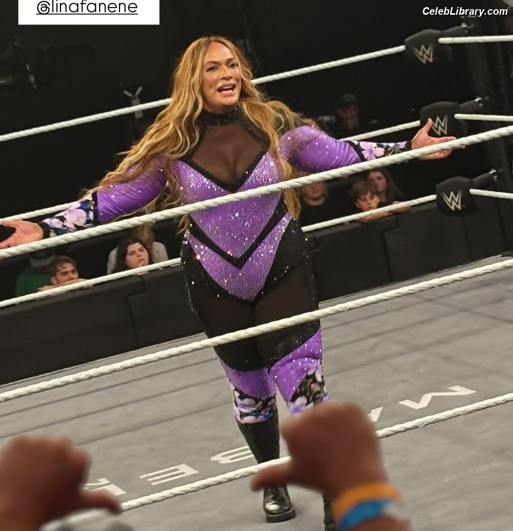 Nia Jax photo 10 of 522