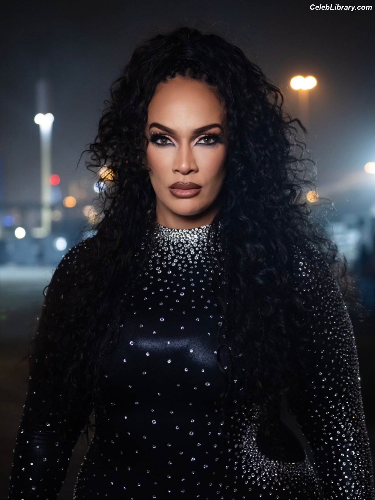 Nia Jax photo 23 of 522