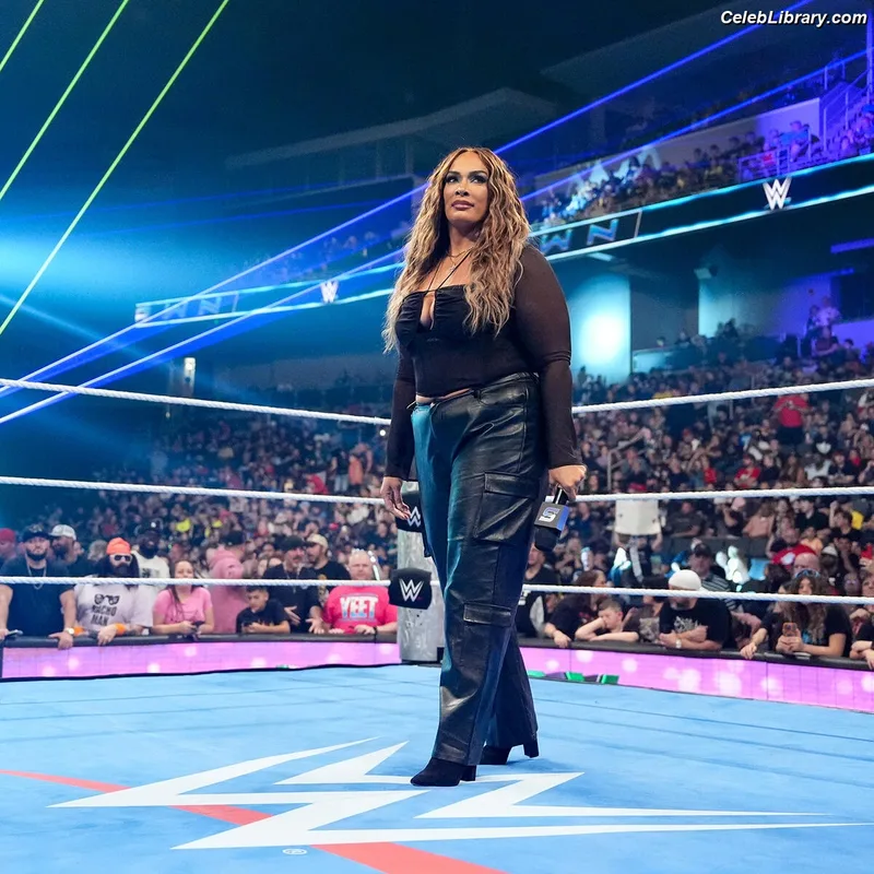 Nia Jax photo 22 of 522