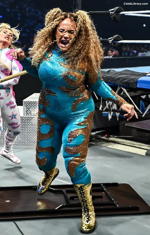 Nia Jax photo 3 of 522