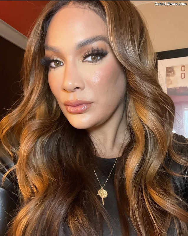 Nia Jax photo 6 of 522