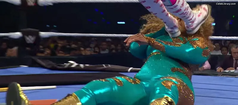 Nia Jax photo 20 of 522