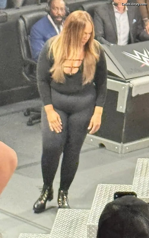 Nia Jax photo 13 of 522
