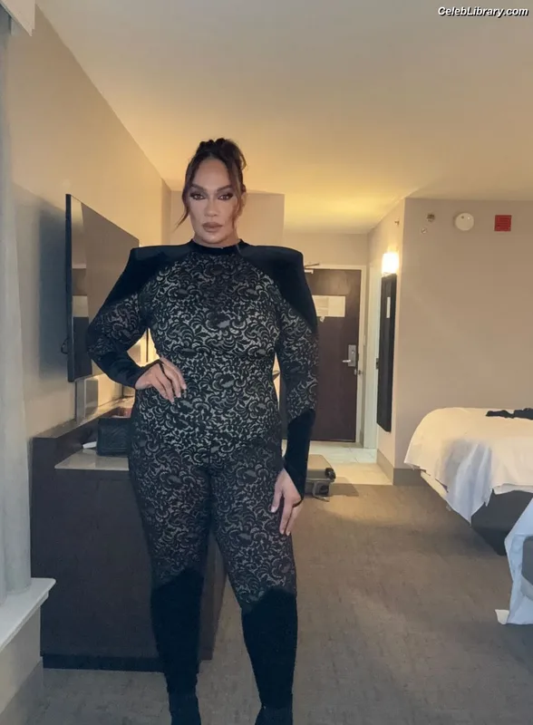 Nia Jax photo 21 of 522