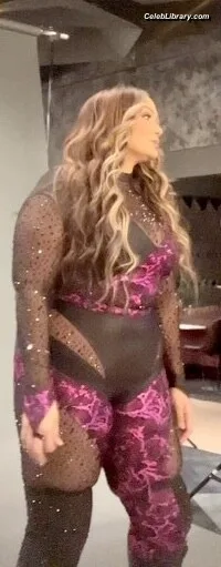 Nia Jax photo 6 of 522
