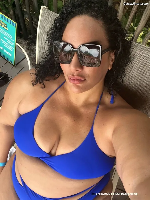 Nia Jax photo 21 of 522