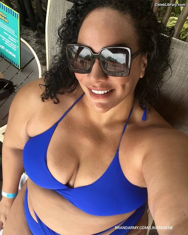 Nia Jax photo 22 of 522