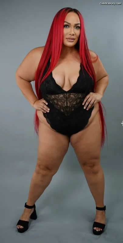 Nia Jax photo 1 of 522