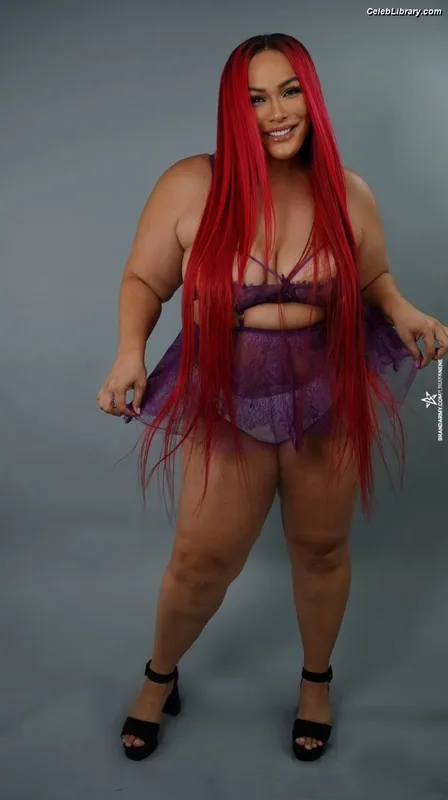Nia Jax photo 10 of 522