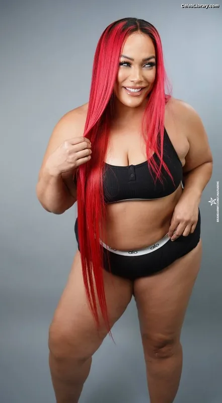 Nia Jax photo 12 of 522
