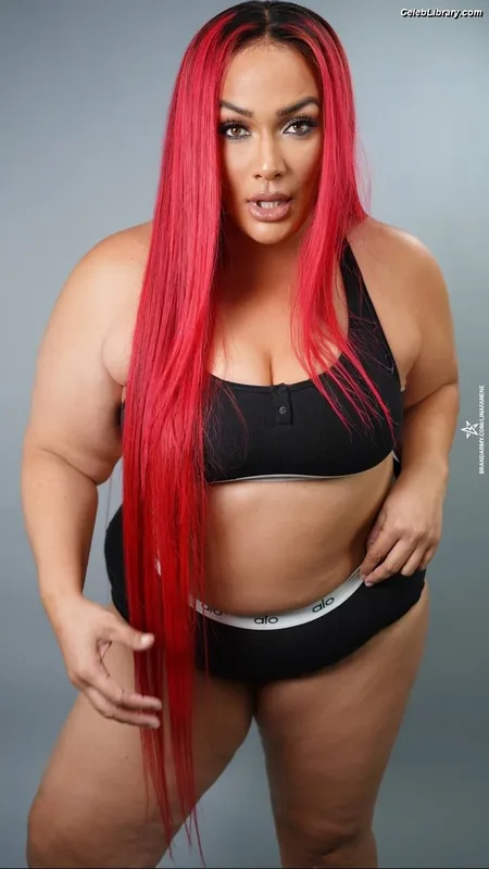 Nia Jax photo 15 of 522