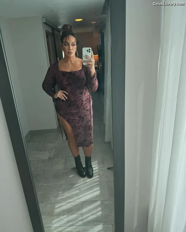 Nia Jax photo 22 of 522