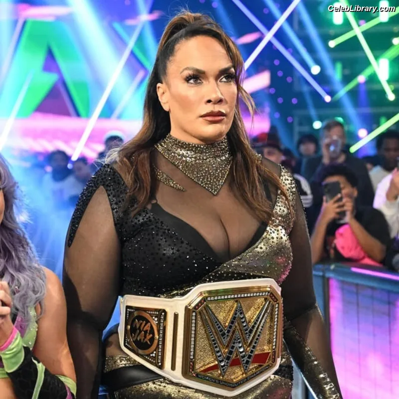 Nia Jax photo 13 of 522
