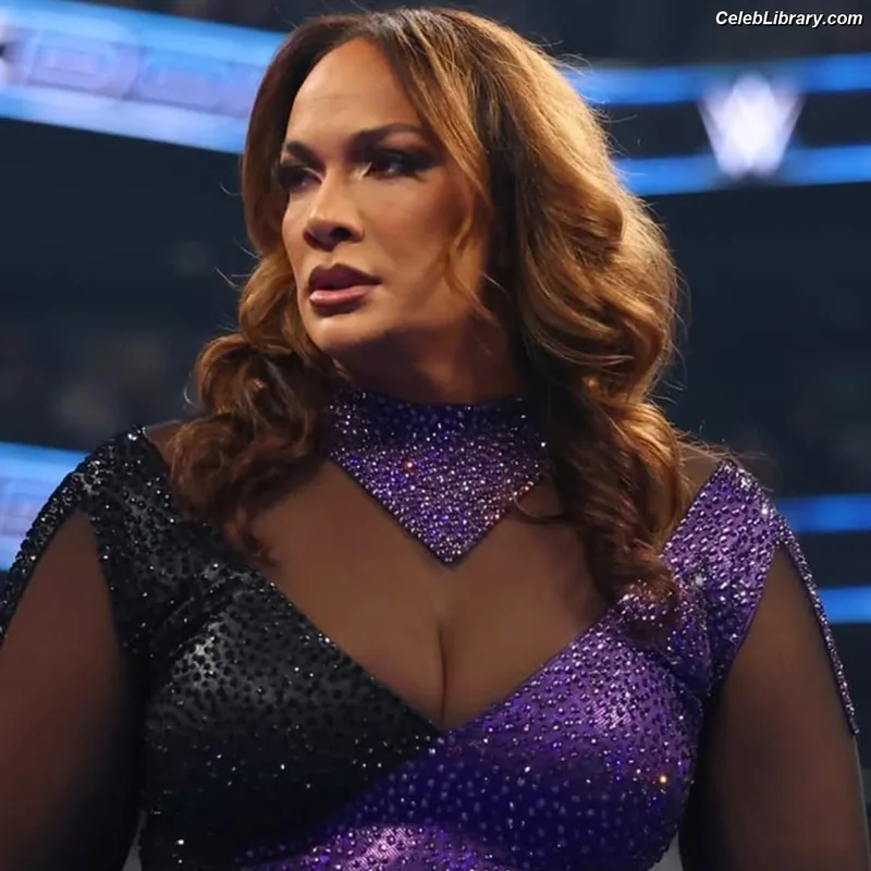 Nia Jax photo 14 of 522