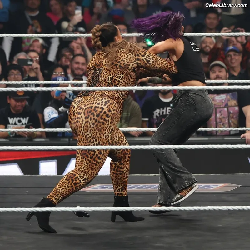 Nia Jax photo 16 of 522