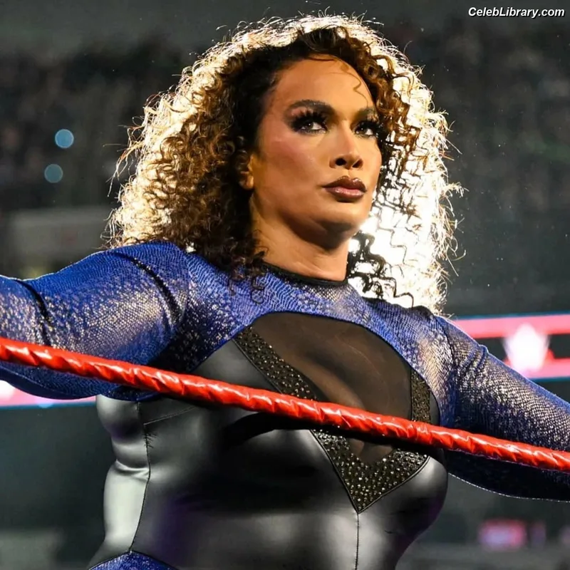 Nia Jax photo 19 of 522