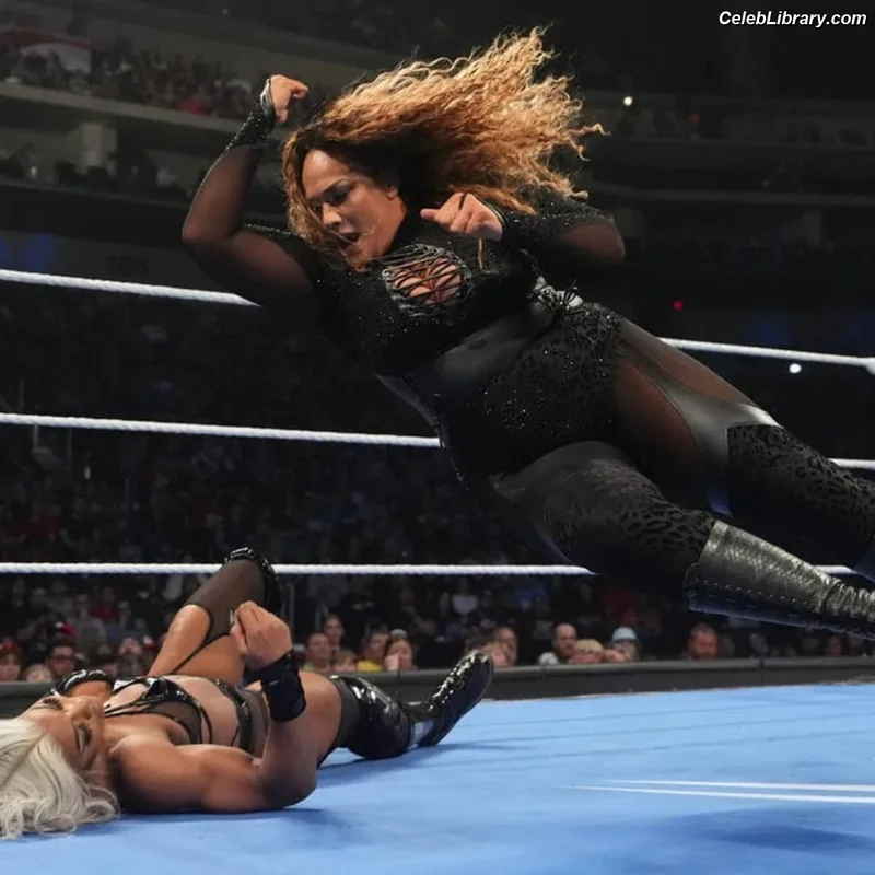 Nia Jax photo 1 of 522