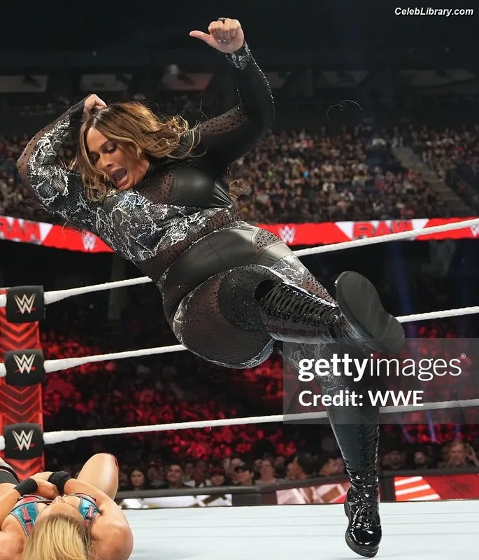 Nia Jax photo 13 of 522