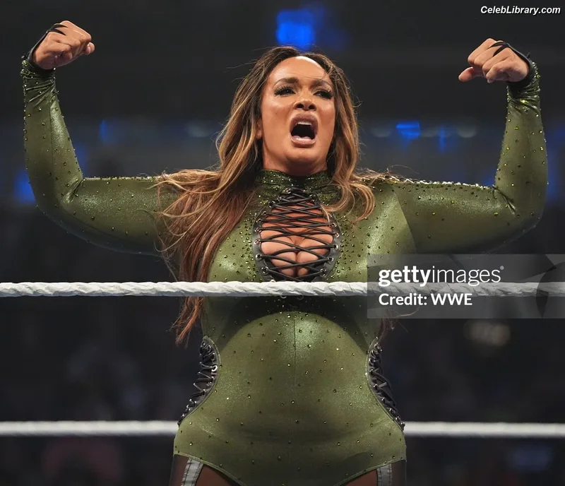 Nia Jax photo 5 of 522
