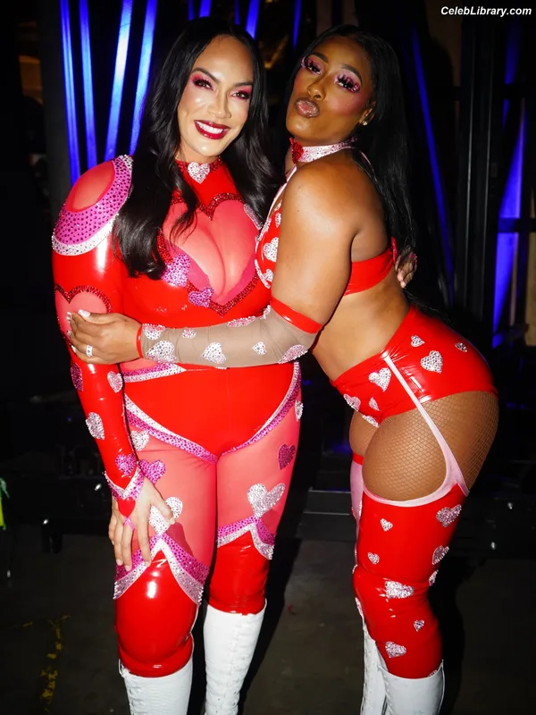 Nia Jax photo 14 of 522